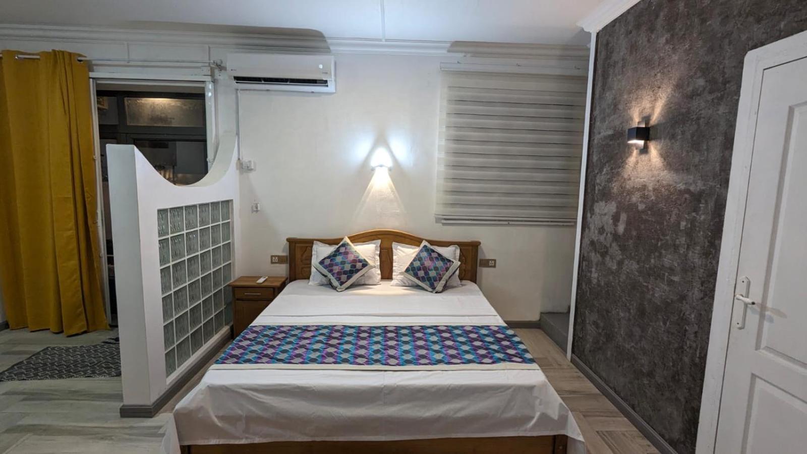 Happy House - Cosy Apartment With Private Pool And Walking Distance To Blue Bay Beach 외부 사진