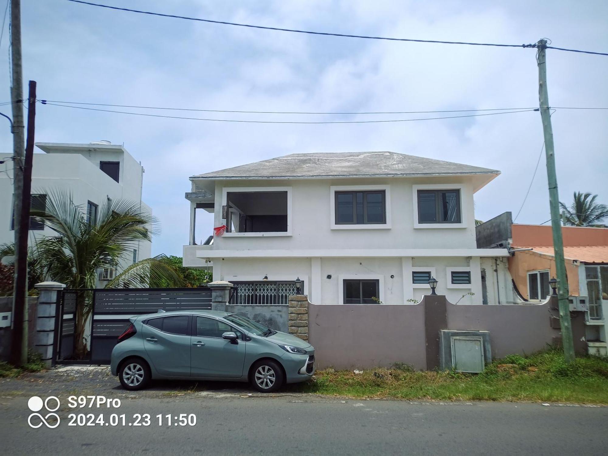 Happy House - Cosy Apartment With Private Pool And Walking Distance To Blue Bay Beach 외부 사진