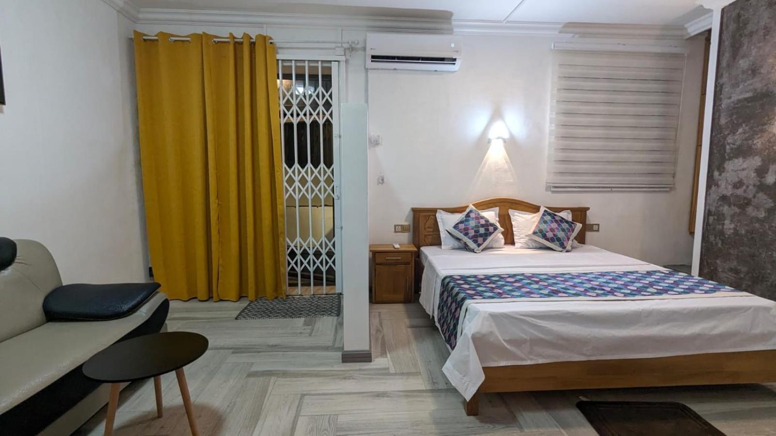 Happy House - Cosy Apartment With Private Pool And Walking Distance To Blue Bay Beach 외부 사진